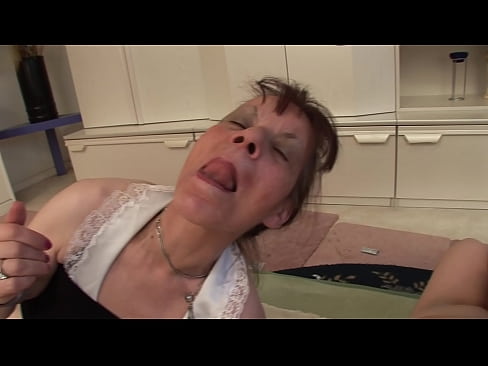 ❤️ Deux grands-mères et un grand-père font une partie à trois Vidéo de sexe at porn fr.com-porn-hat.ru ☑